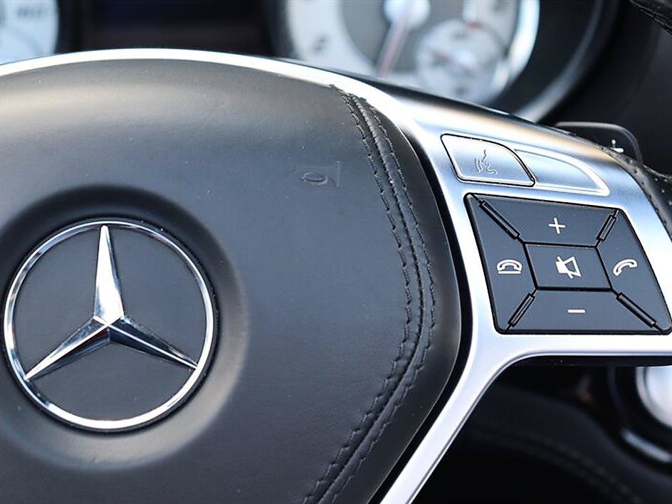 Used 2015 Mercedes-Benz SL 550 image 57