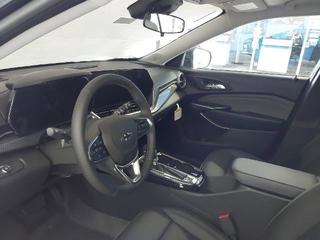 New 2026 Chevrolet Trax ACTIV image 2