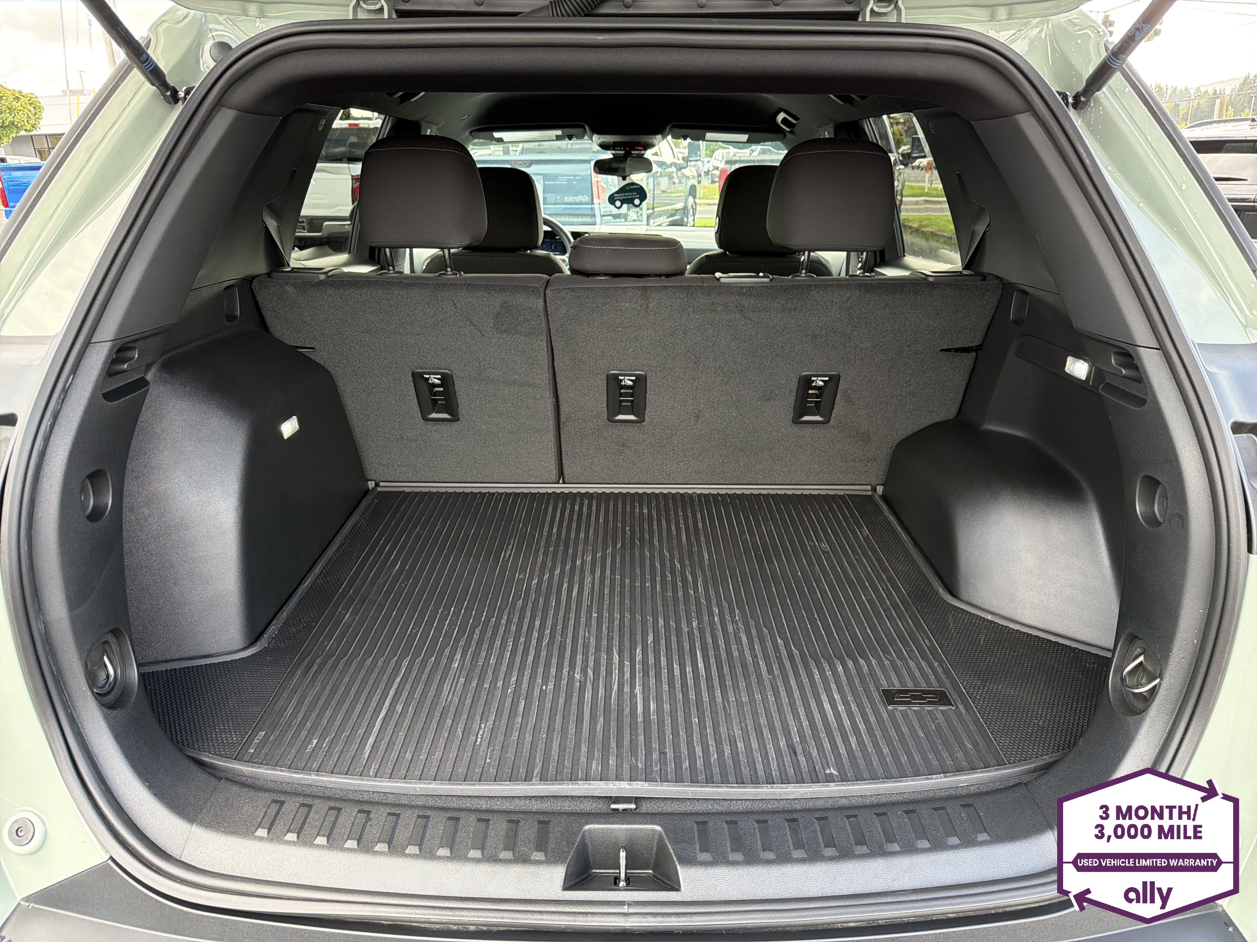 Certified 2026 Chevrolet Equinox LT w/ LPO, Floor Liner Package AWD/4WD image 5