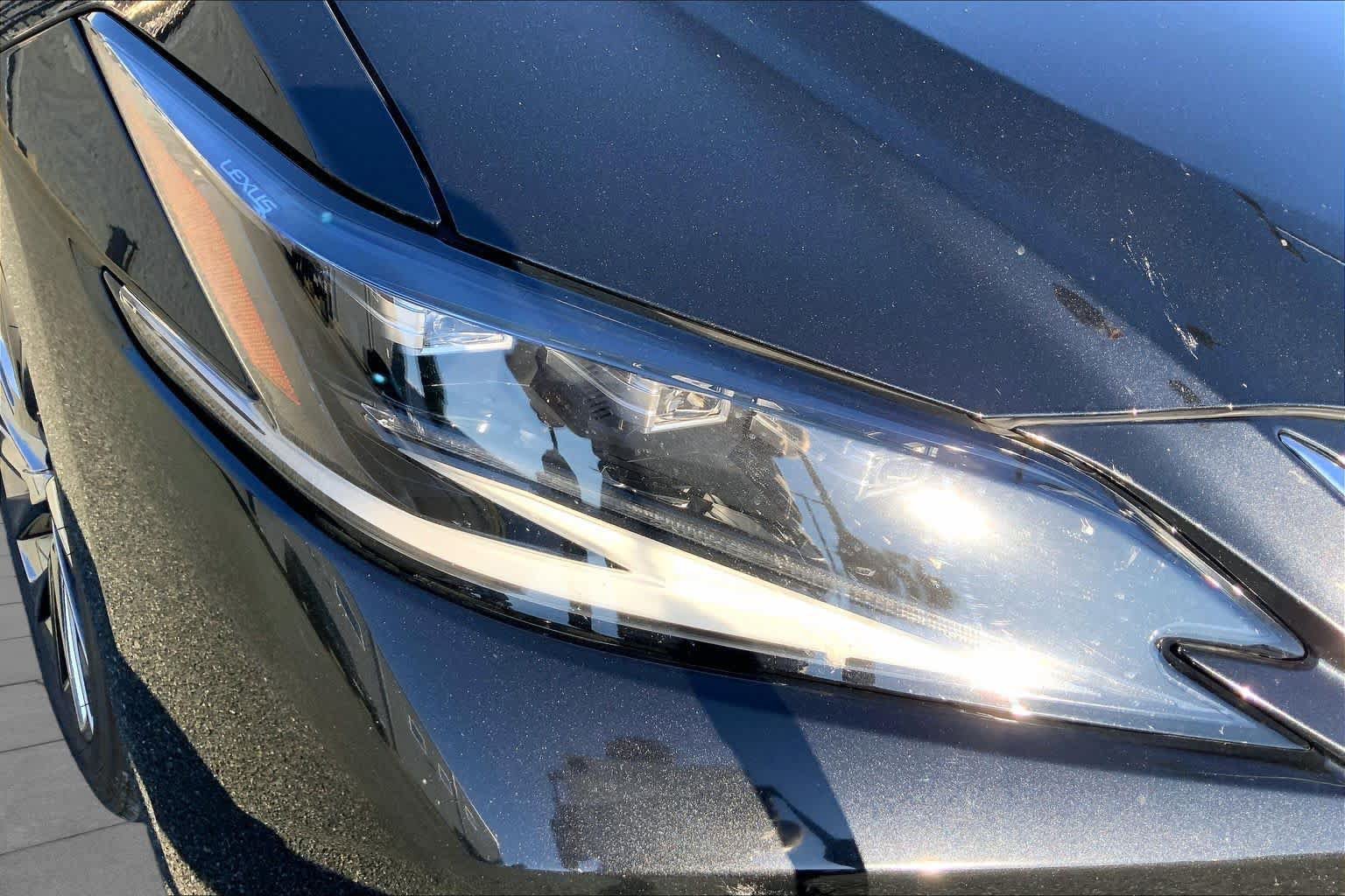 Used 2024 Lexus ES 350 Ultra Luxury w/ Accessory Package (Z2) FWD image 28