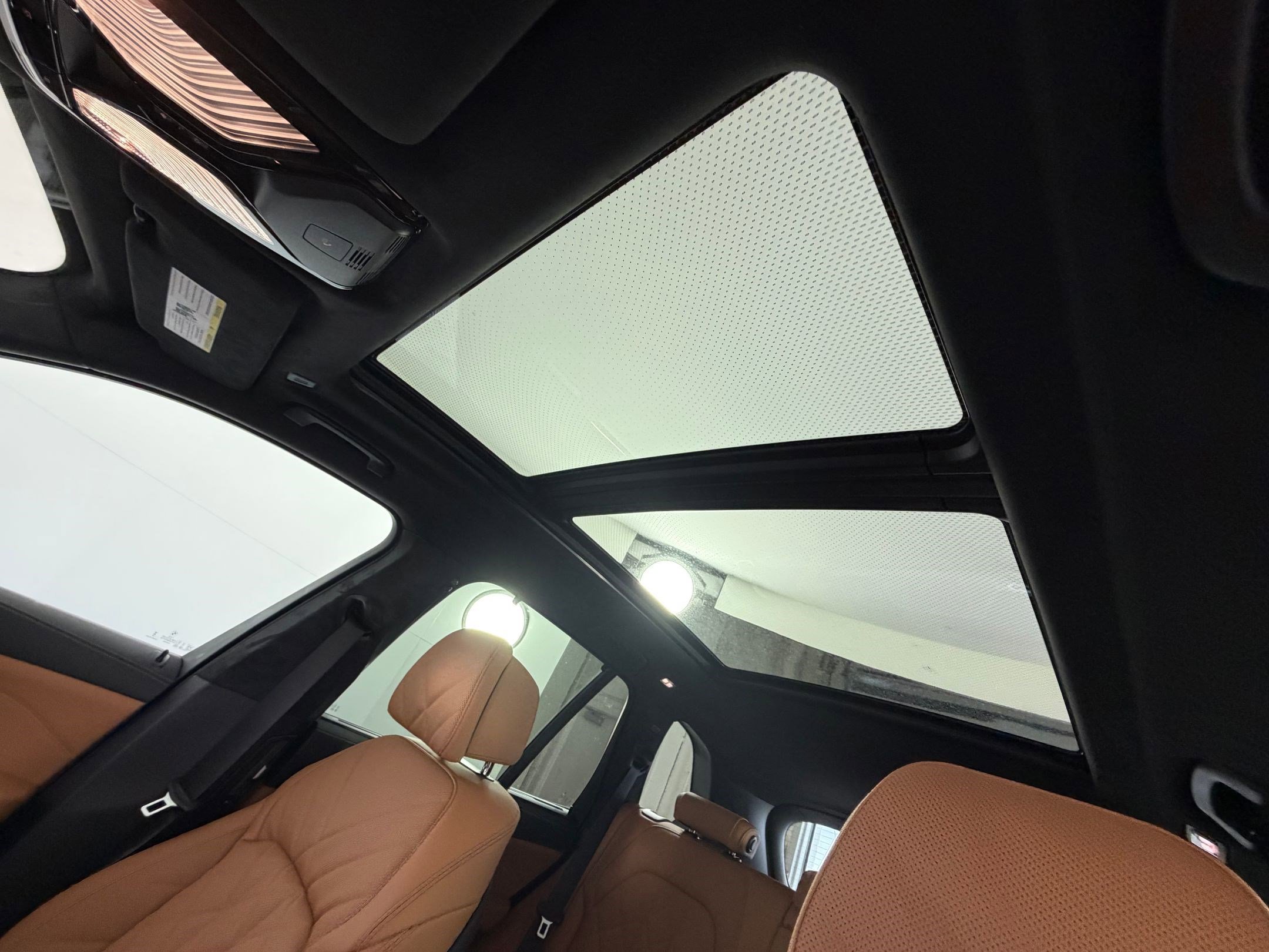 New 2026 BMW X5 xDrive50e w/ Executive Package image 15