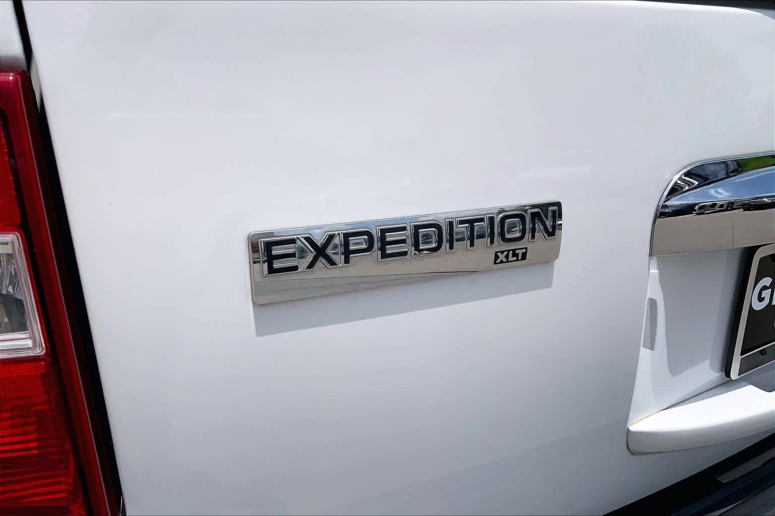Used 2014 Ford Expedition XLT RWD image 30