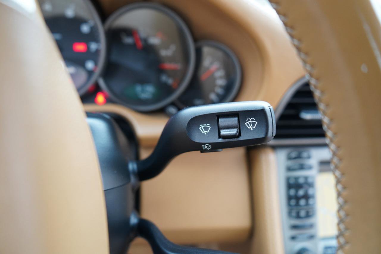 Used 2005 Porsche 911 Carrera image 34