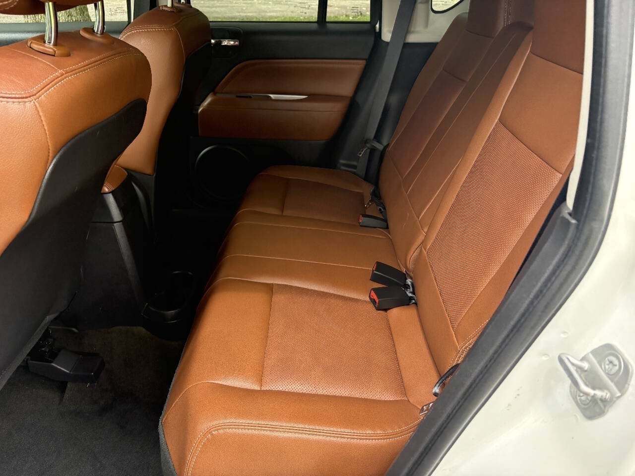 Used 2014 Jeep Compass Limited AWD/4WD image 23