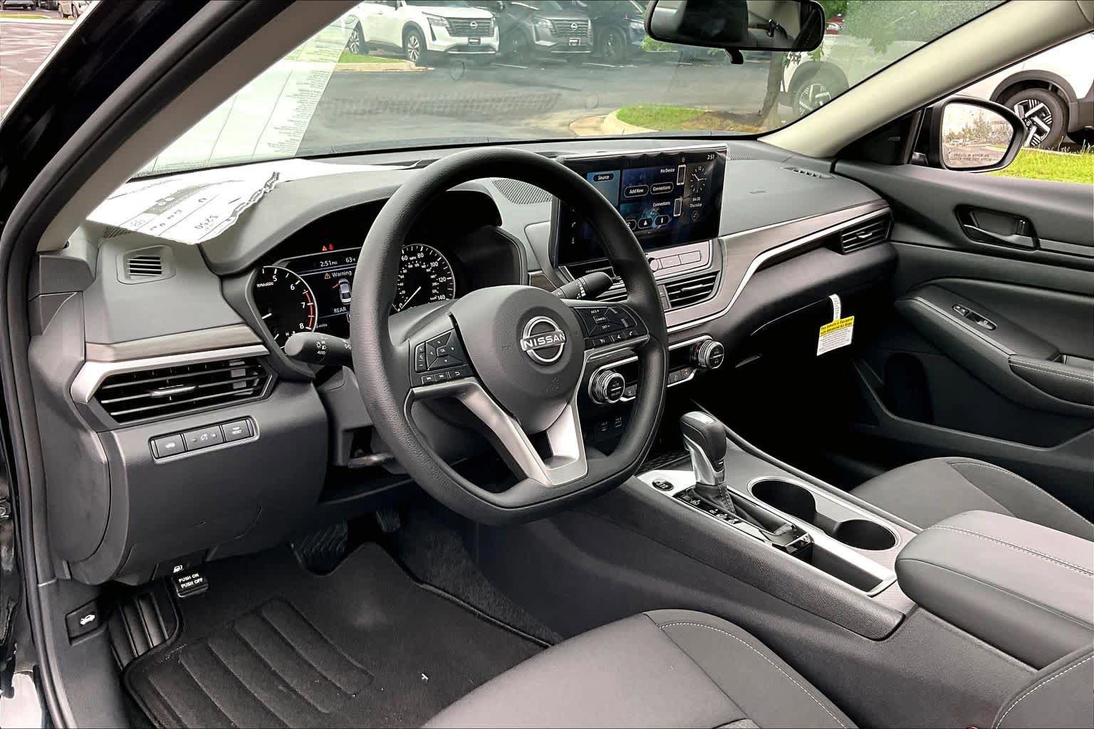 New 2026 Nissan Altima 2.5 SV FWD image 8