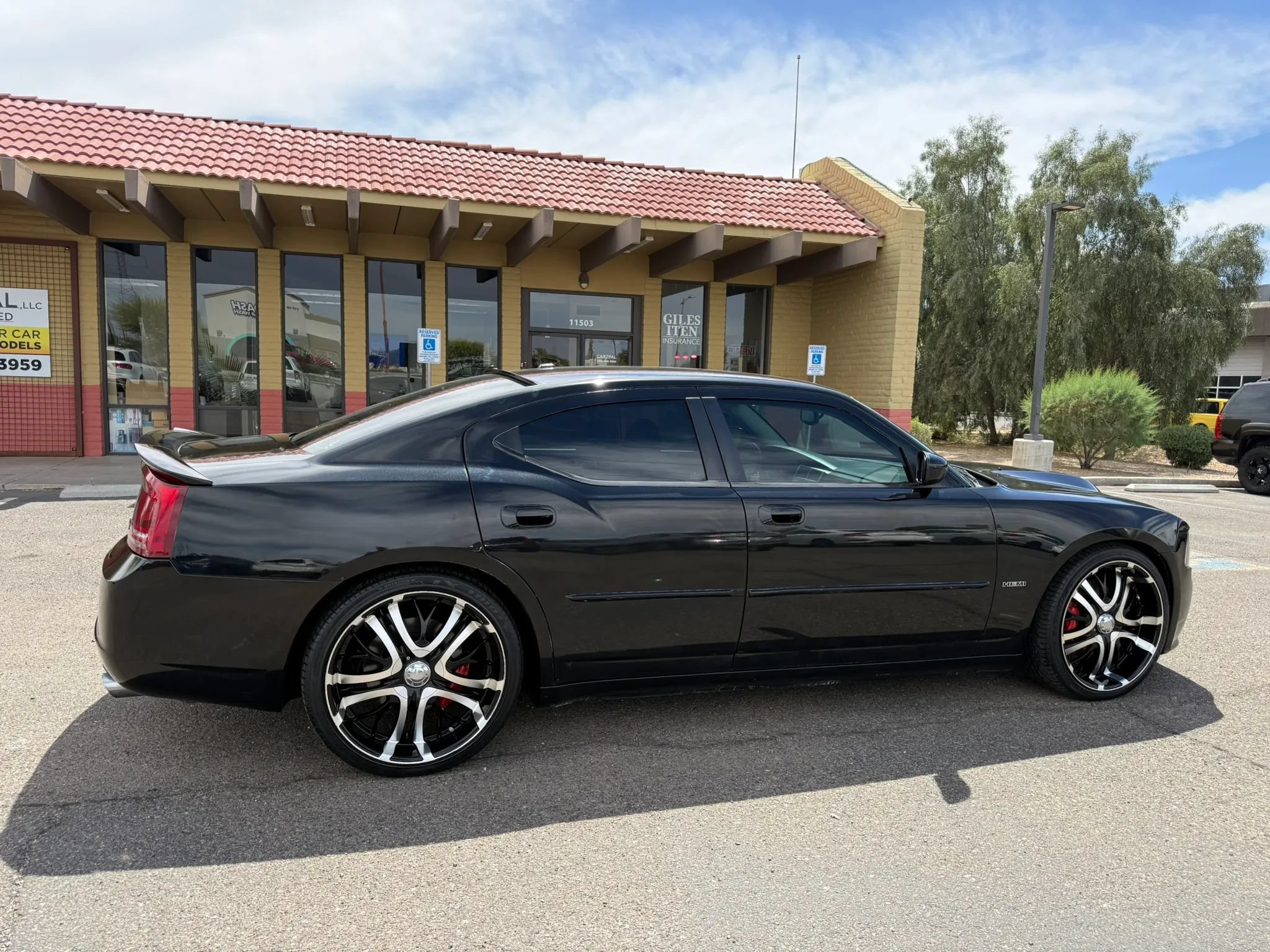 Used 2006 Dodge Charger SRT8 w/ SRT Option Group III RWD image 11
