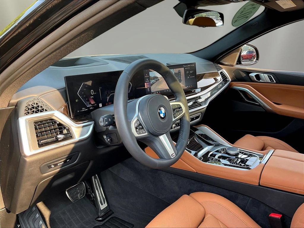 Used 2025 BMW X6 xDrive40i w/ Climate Comfort Package AWD/4WD image 18