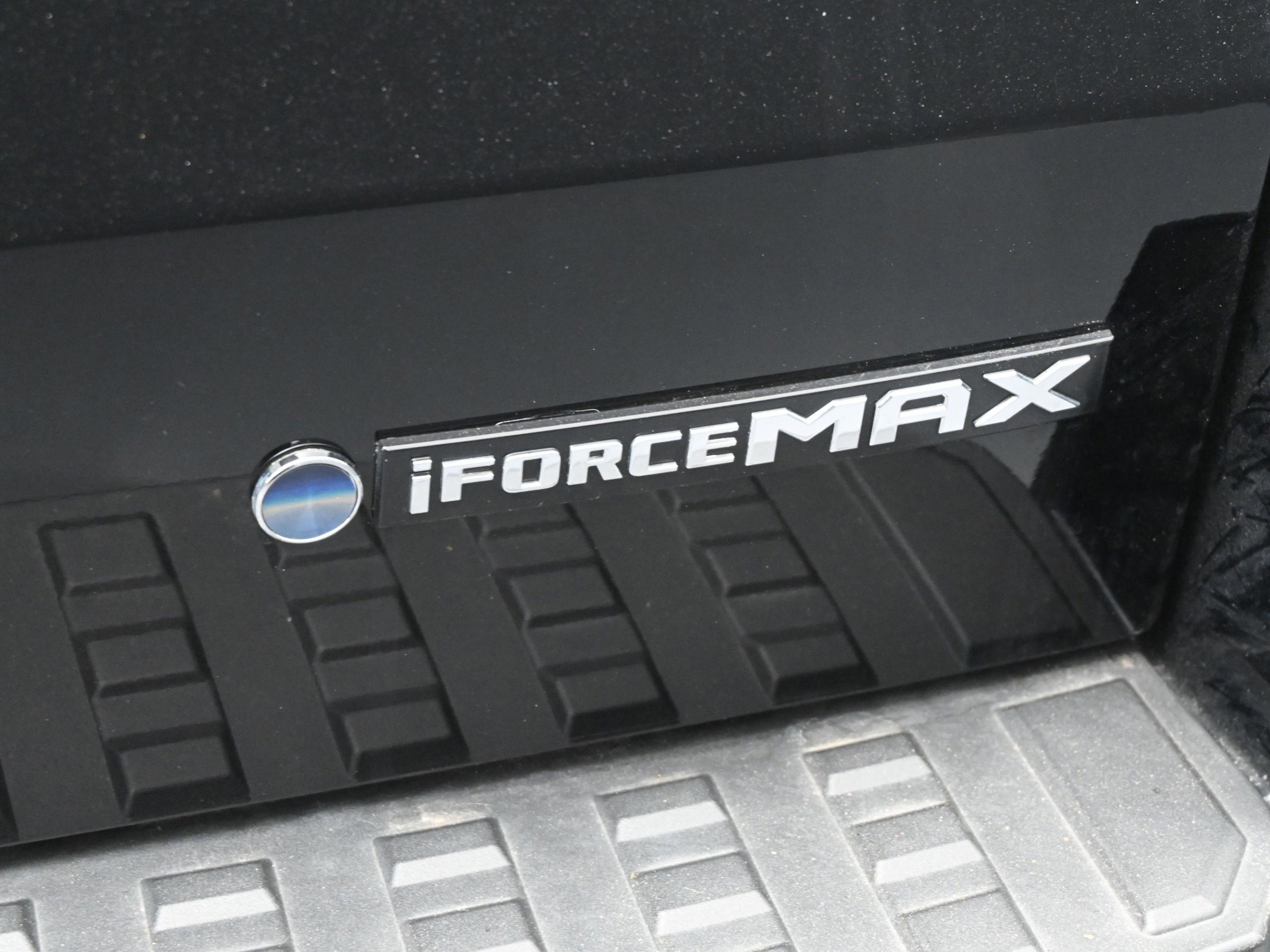 Used 2025 Toyota 4Runner Trailhunter AWD/4WD image 37