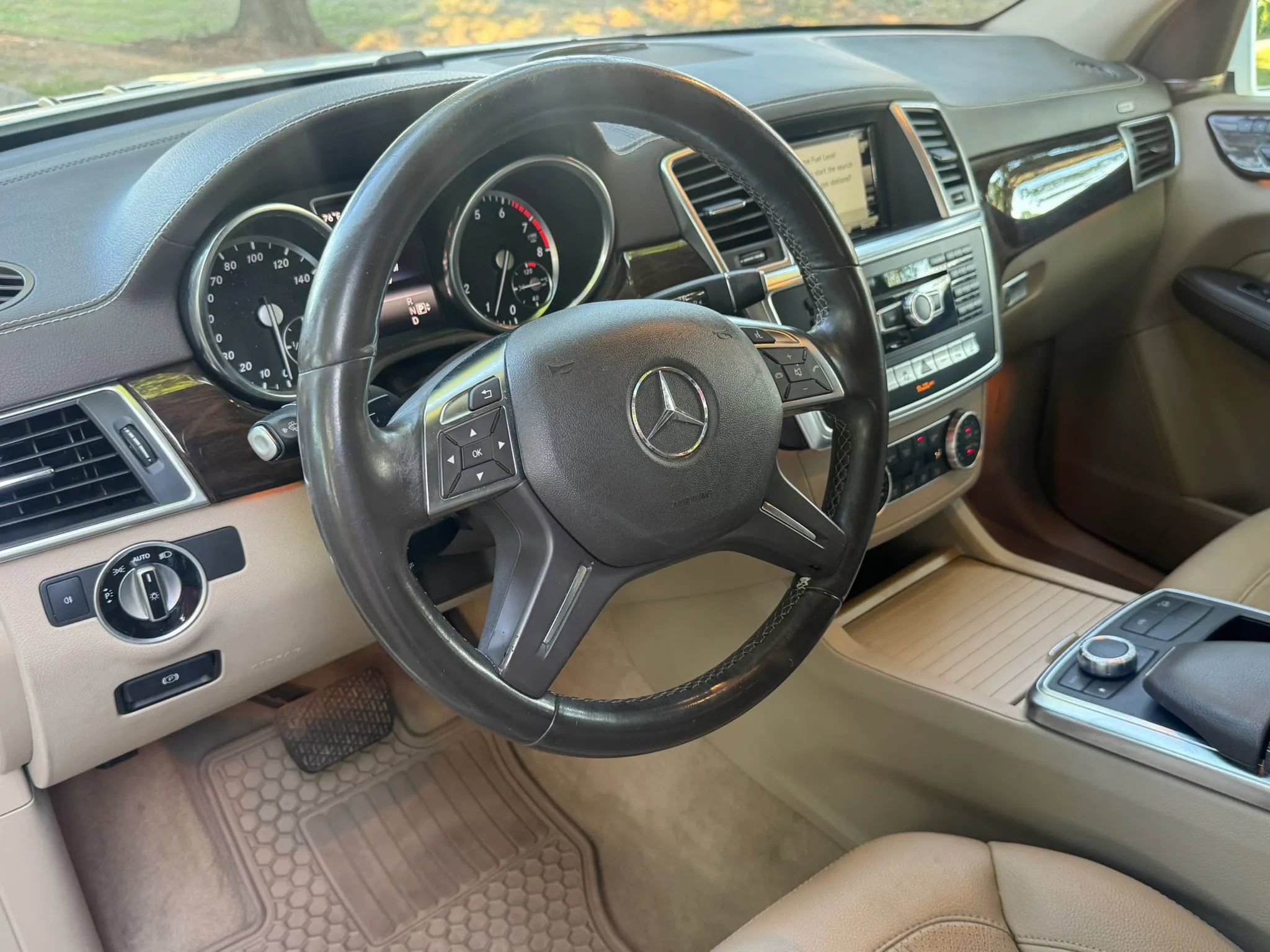 Used 2016 Mercedes-Benz GL 450 4MATIC image 16