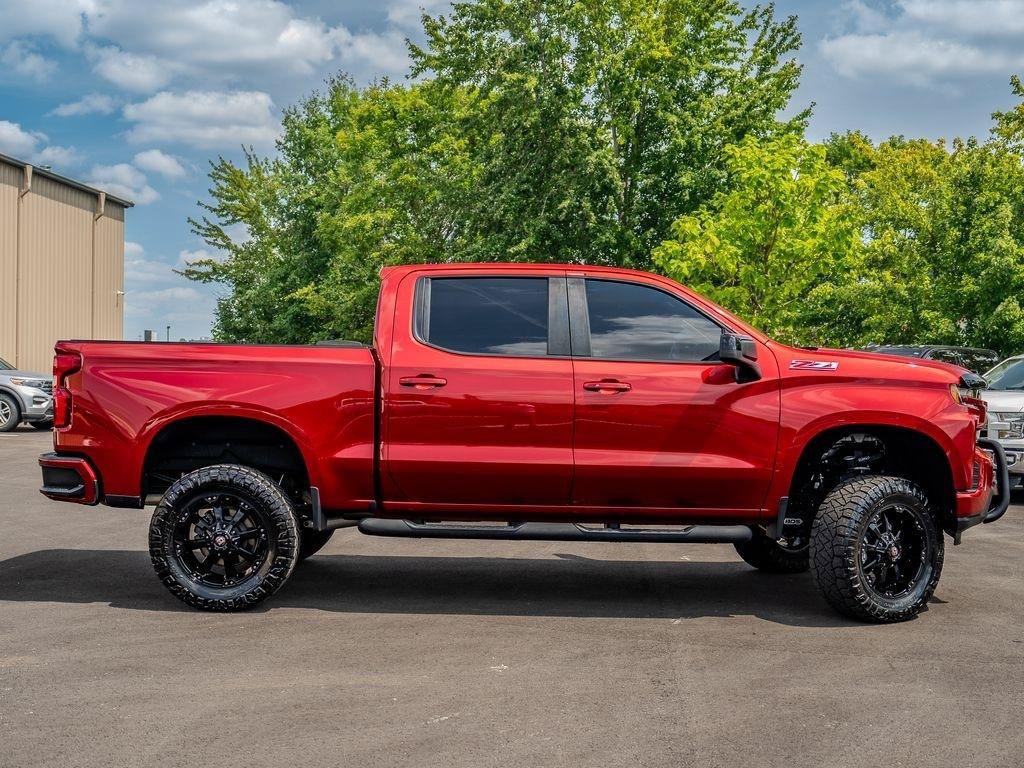 Used 2021 Chevrolet Silverado 1500 RST w/ Z71 Off-Road Package AWD/4WD image 2