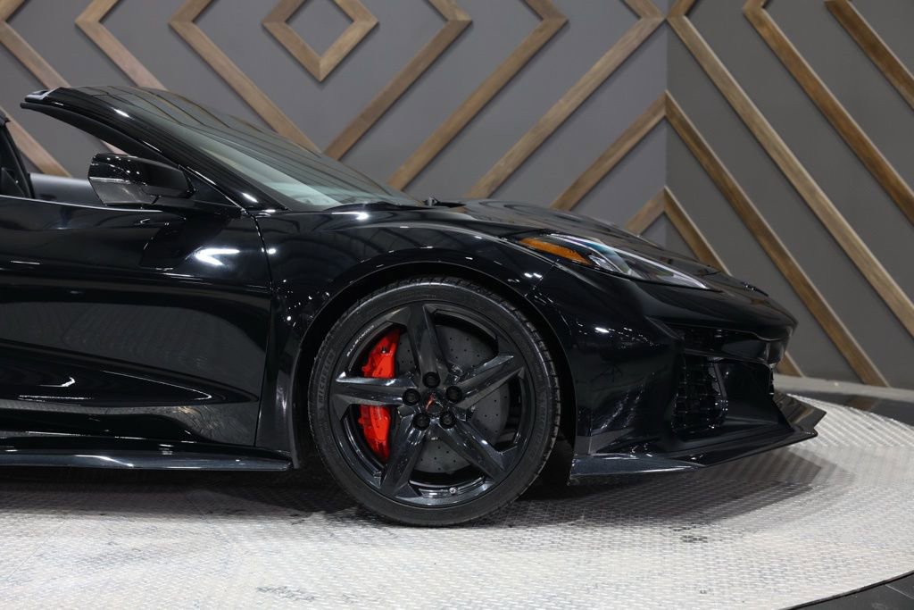 Used 2024 Chevrolet Corvette Z06 w/ Stealth Interior Trim Package image 11