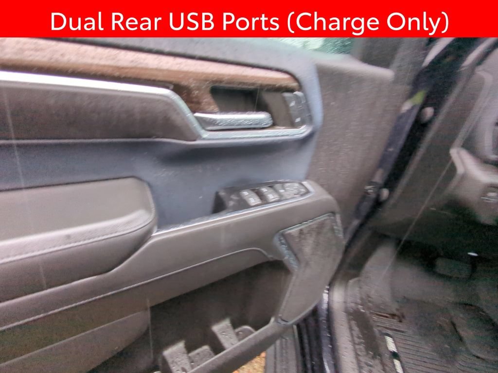 Used 2022 Chevrolet Silverado 1500 LT AWD/4WD image 9