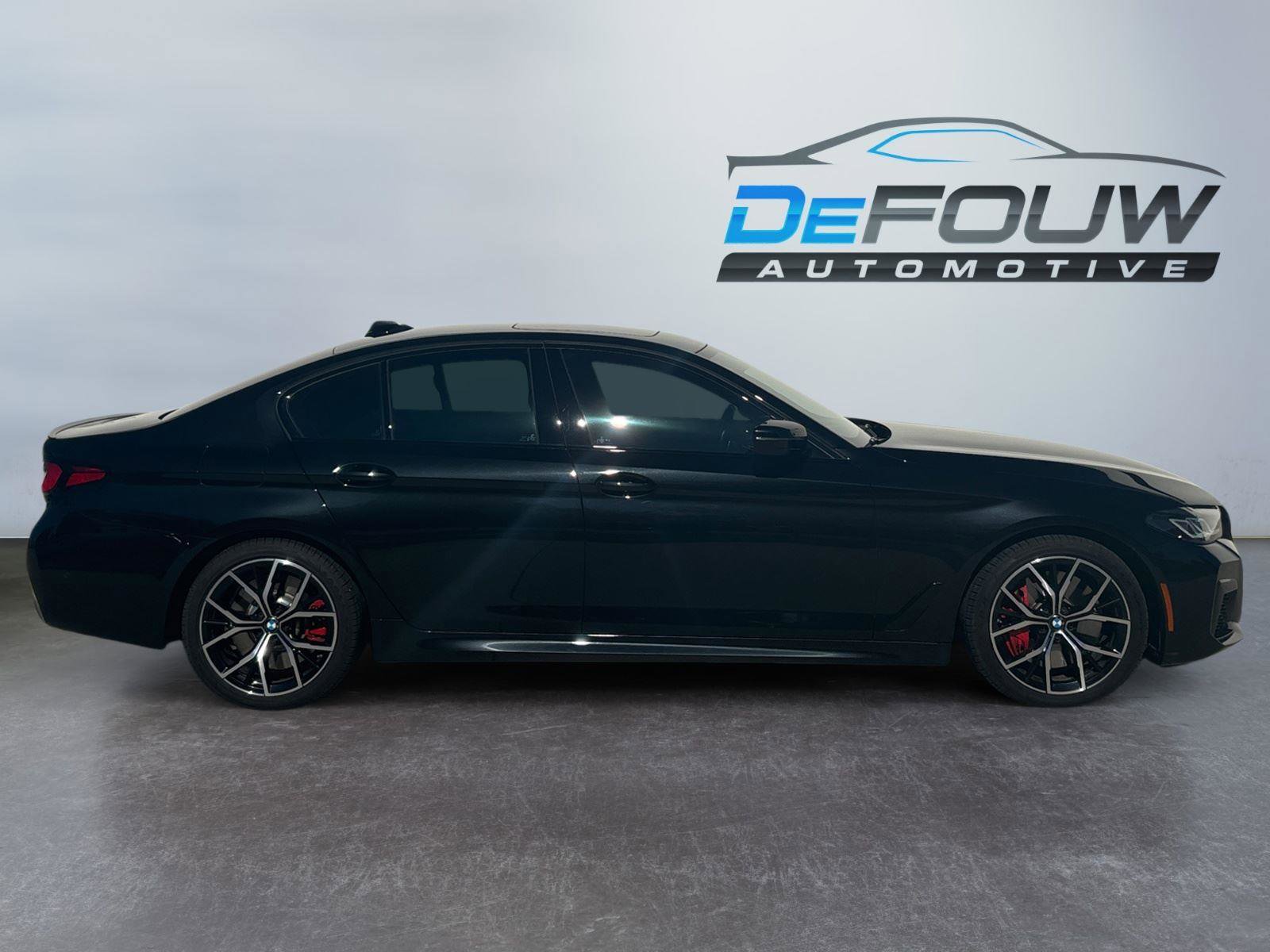 Used 2023 BMW 540i xDrive w/ Executive Package AWD/4WD image 2