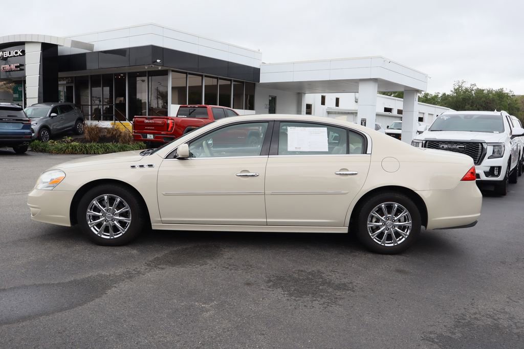Used 2011 Buick Lucerne CXL image 5