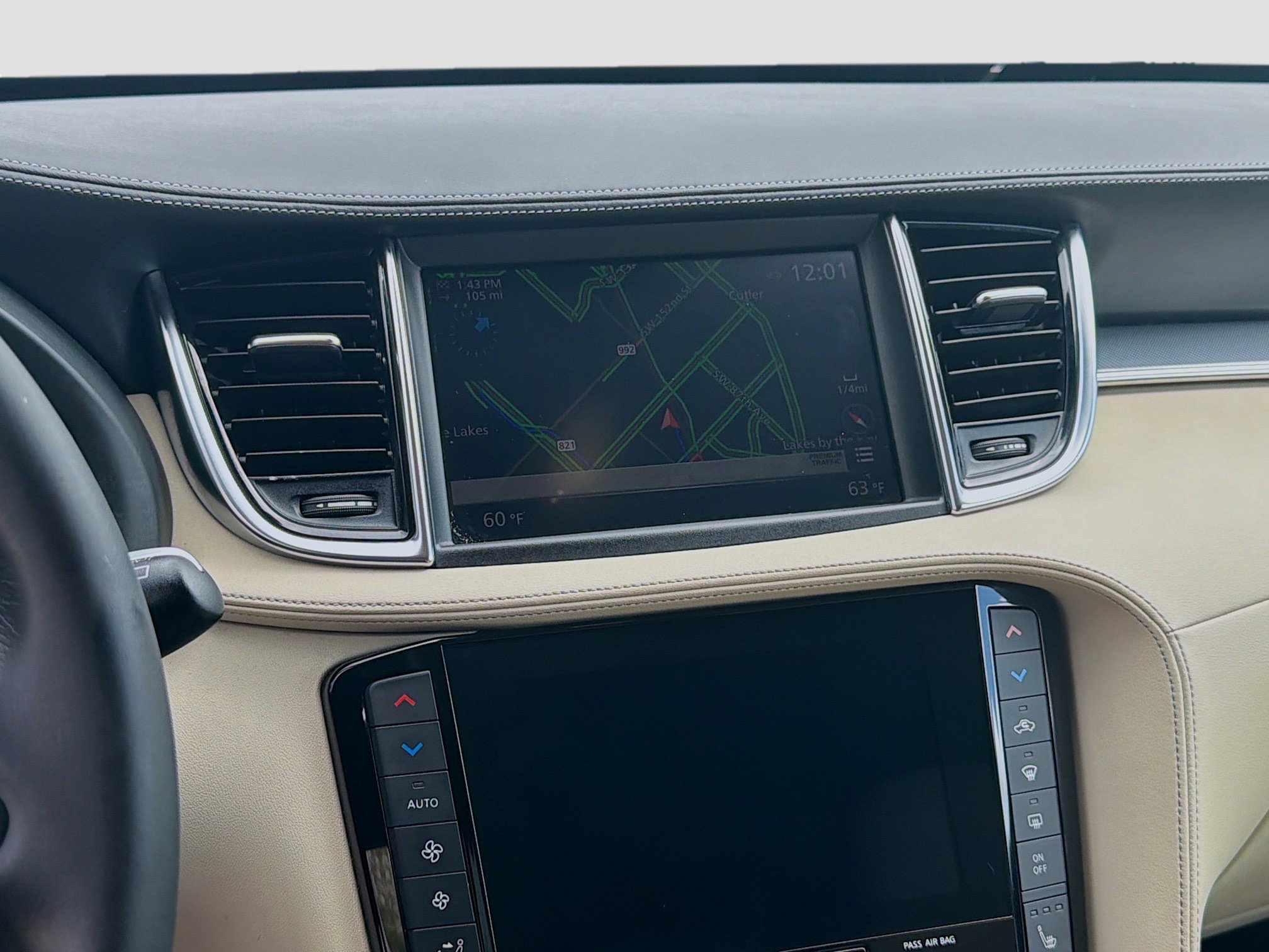 Used 2020 INFINITI QX50 Luxe w/ Navigation Package FWD image 12