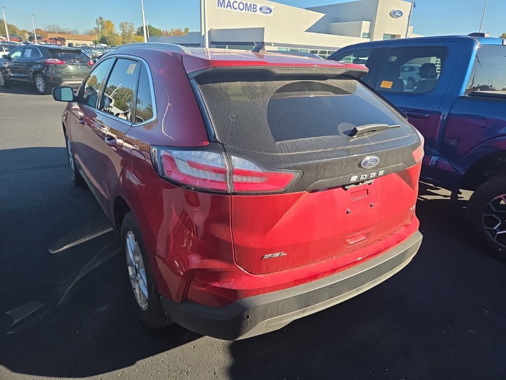 Certified 2024 Ford Edge SEL w/ Convenience Package AWD/4WD image 7