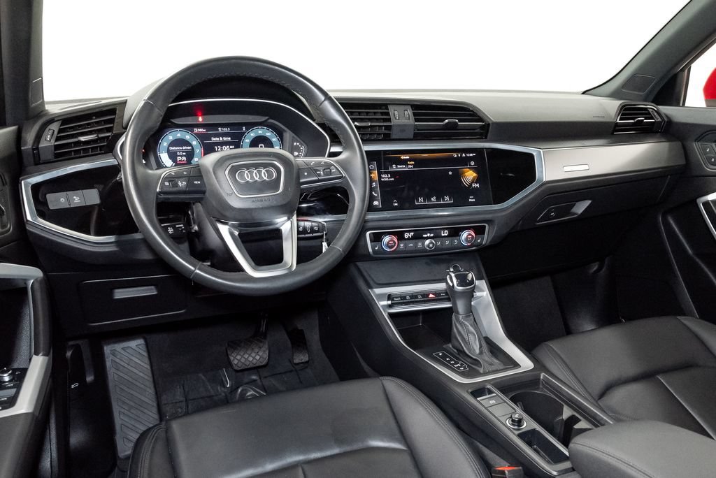 Used 2025 Audi Q3 2.0T Premium AWD/4WD image 7