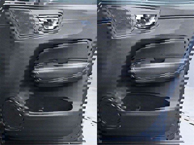 Certified 2023 Volvo XC60 B5 Ultimate image 31