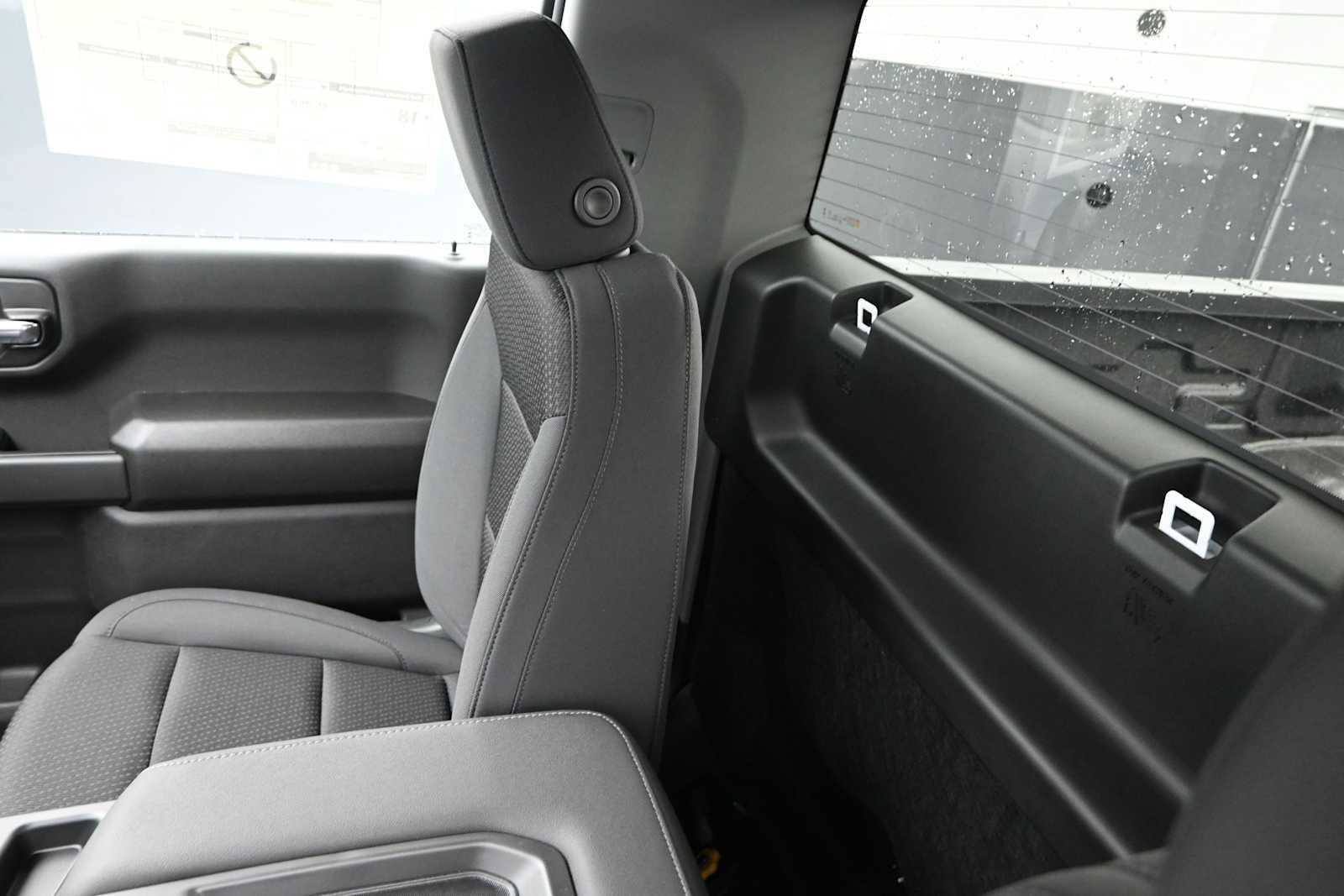 New 2026 GMC Sierra 1500 Pro w/ Pro Value Package AWD/4WD image 18