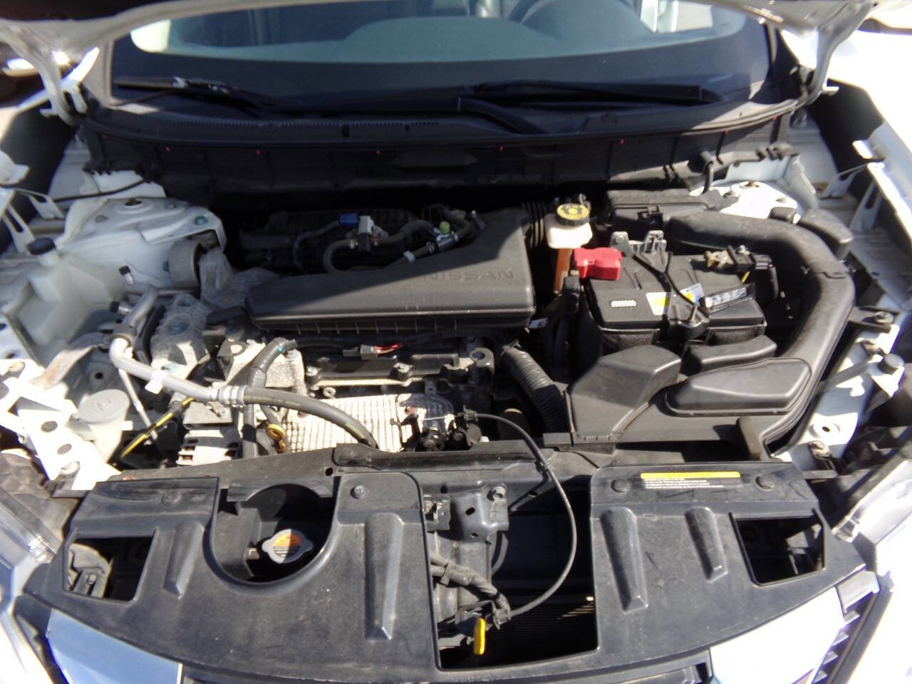 Used 2017 Nissan Rogue S image 43