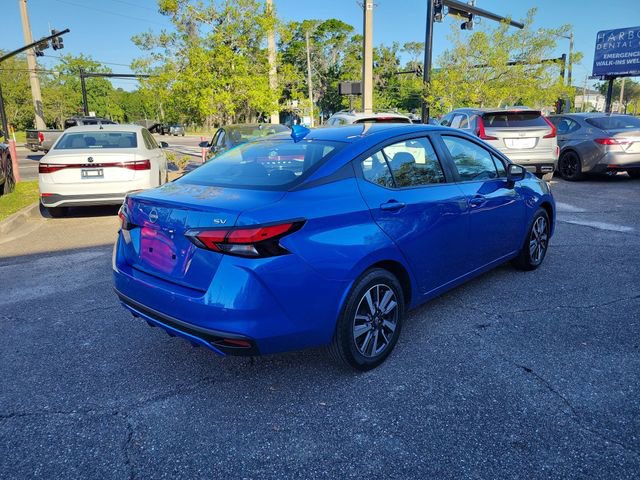 Used 2024 Nissan Versa SV FWD image 2