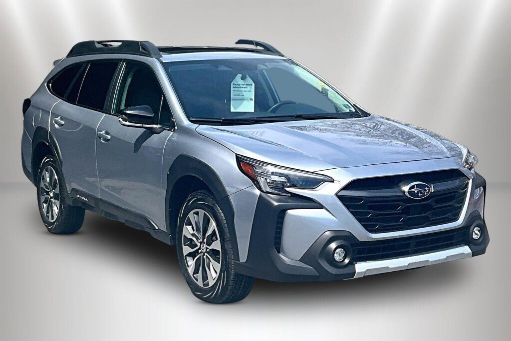 Certified 2025 Subaru Outback Limited XT image 1