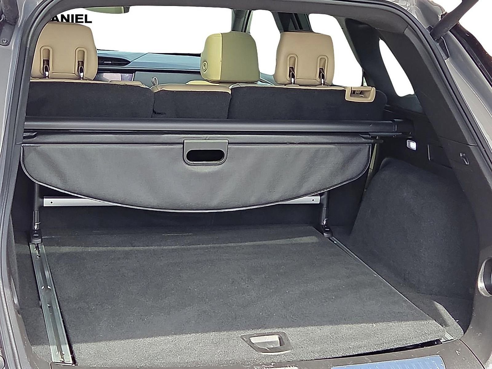 Used 2017 Cadillac XT5 Luxury w/ Driver Awareness Package image 8