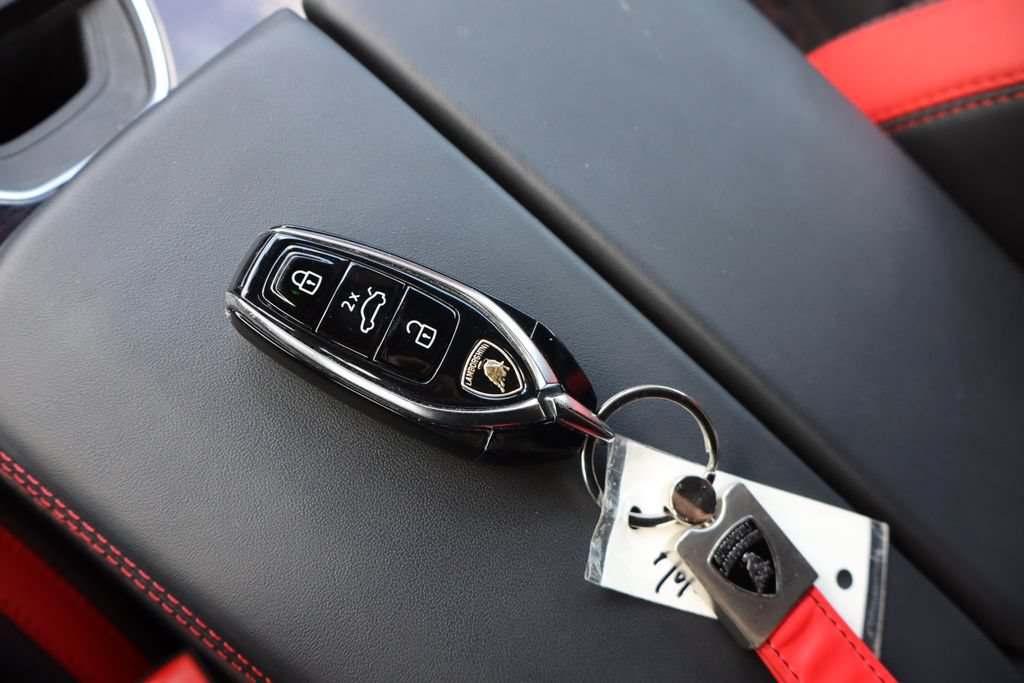 Used 2024 Lamborghini Urus S AWD/4WD image 41
