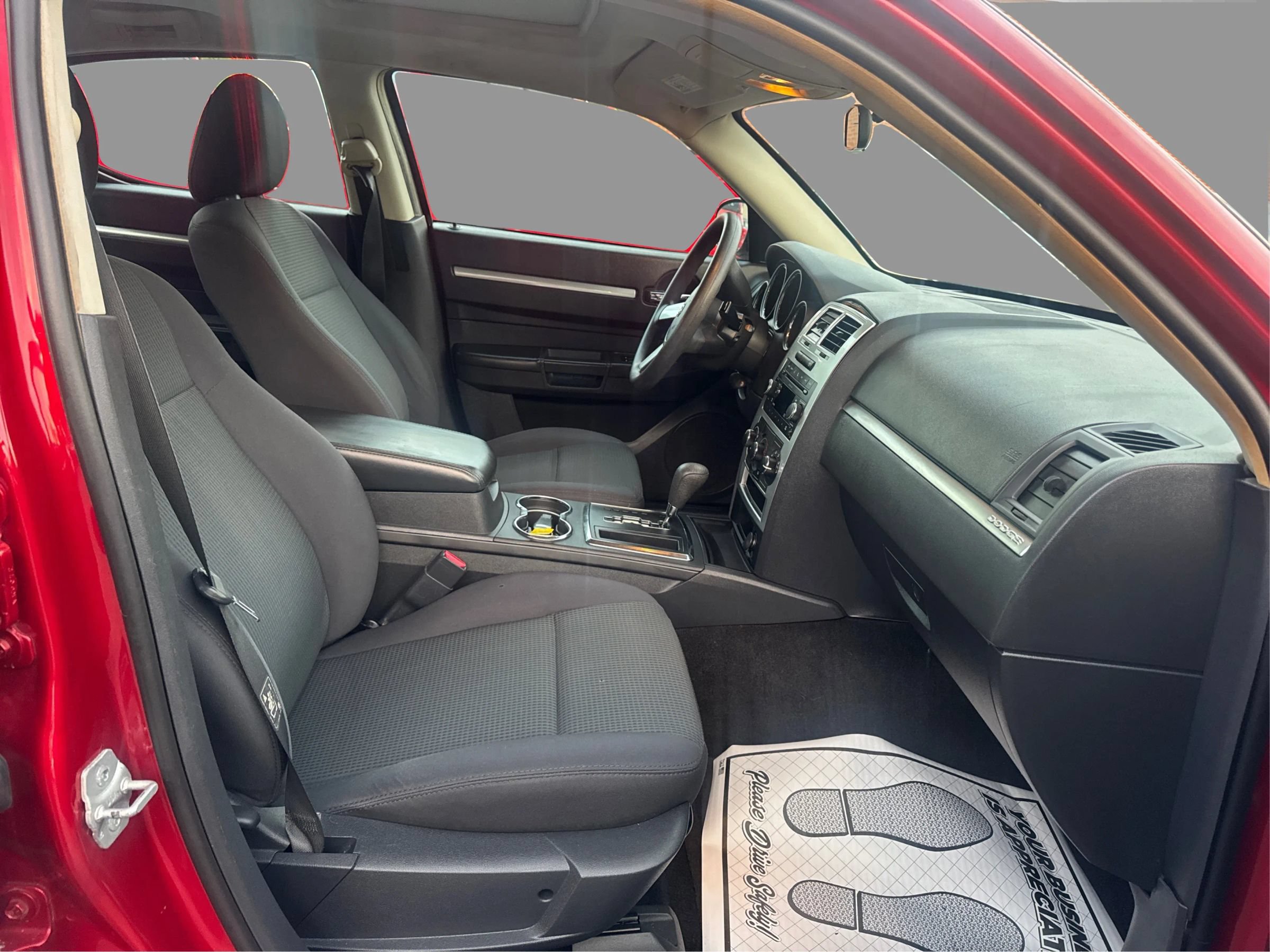 Used 2010 Dodge Charger SXT RWD image 25