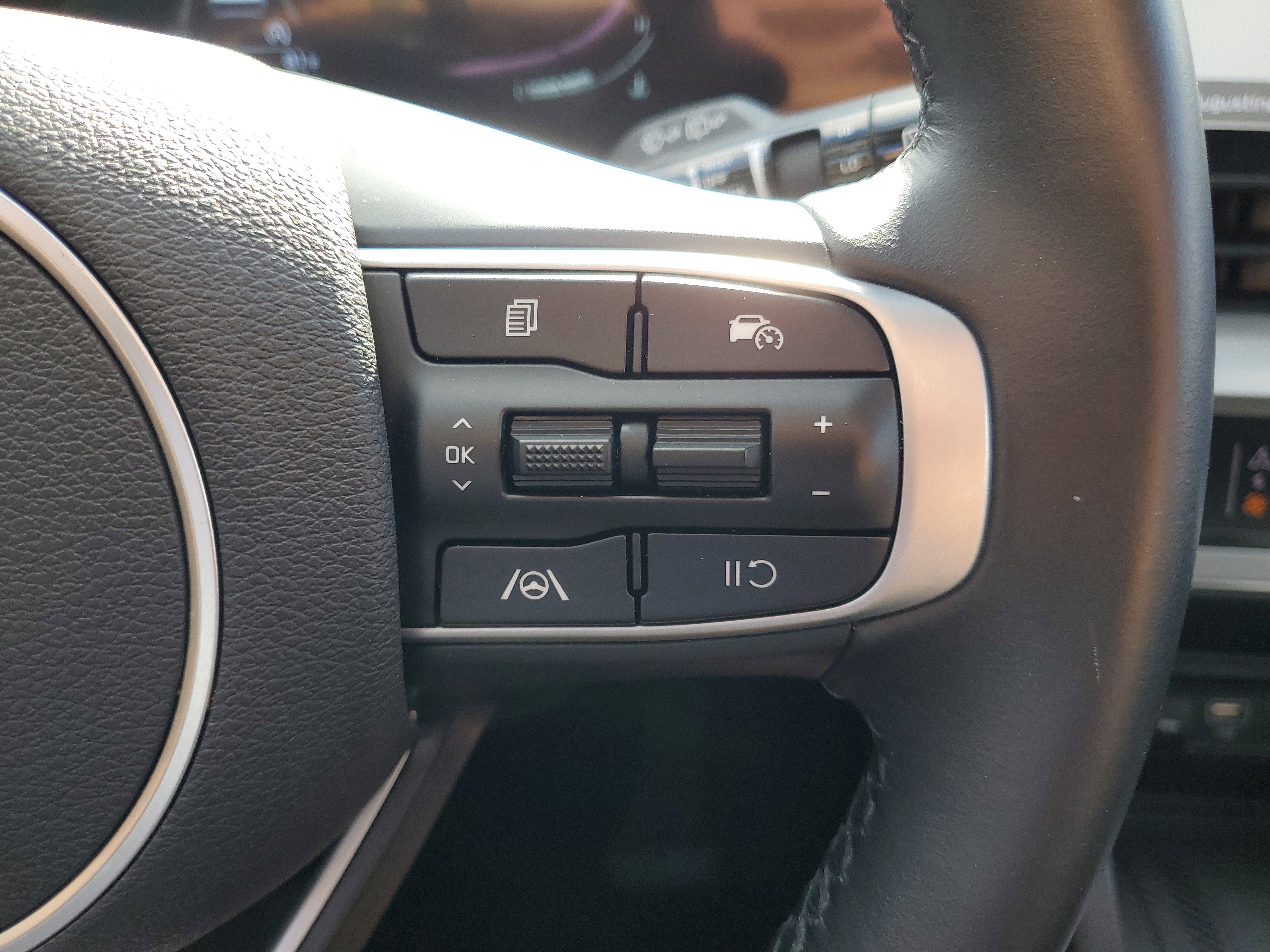 Certified 2023 Kia Sportage EX image 28
