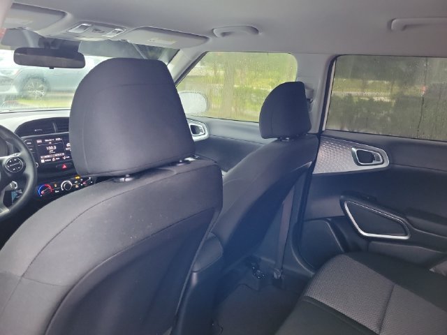 Used 2023 Kia Soul LX w/ Option Group 015 FWD image 12