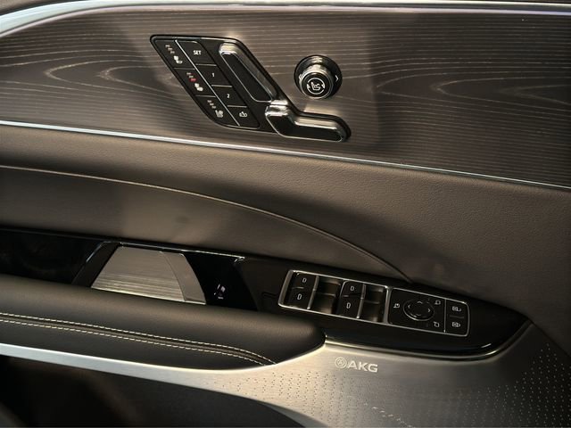 Used 2024 Cadillac Lyriq Luxury w/ LPO, Floor Liner Package image 15