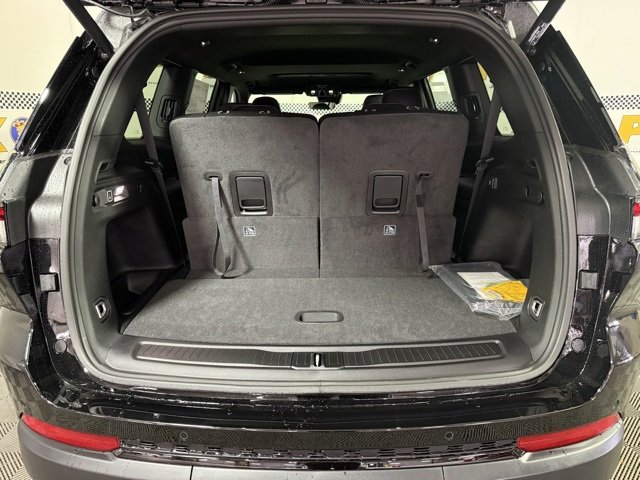 New 2025 Jeep Grand Cherokee L Altitude image 19