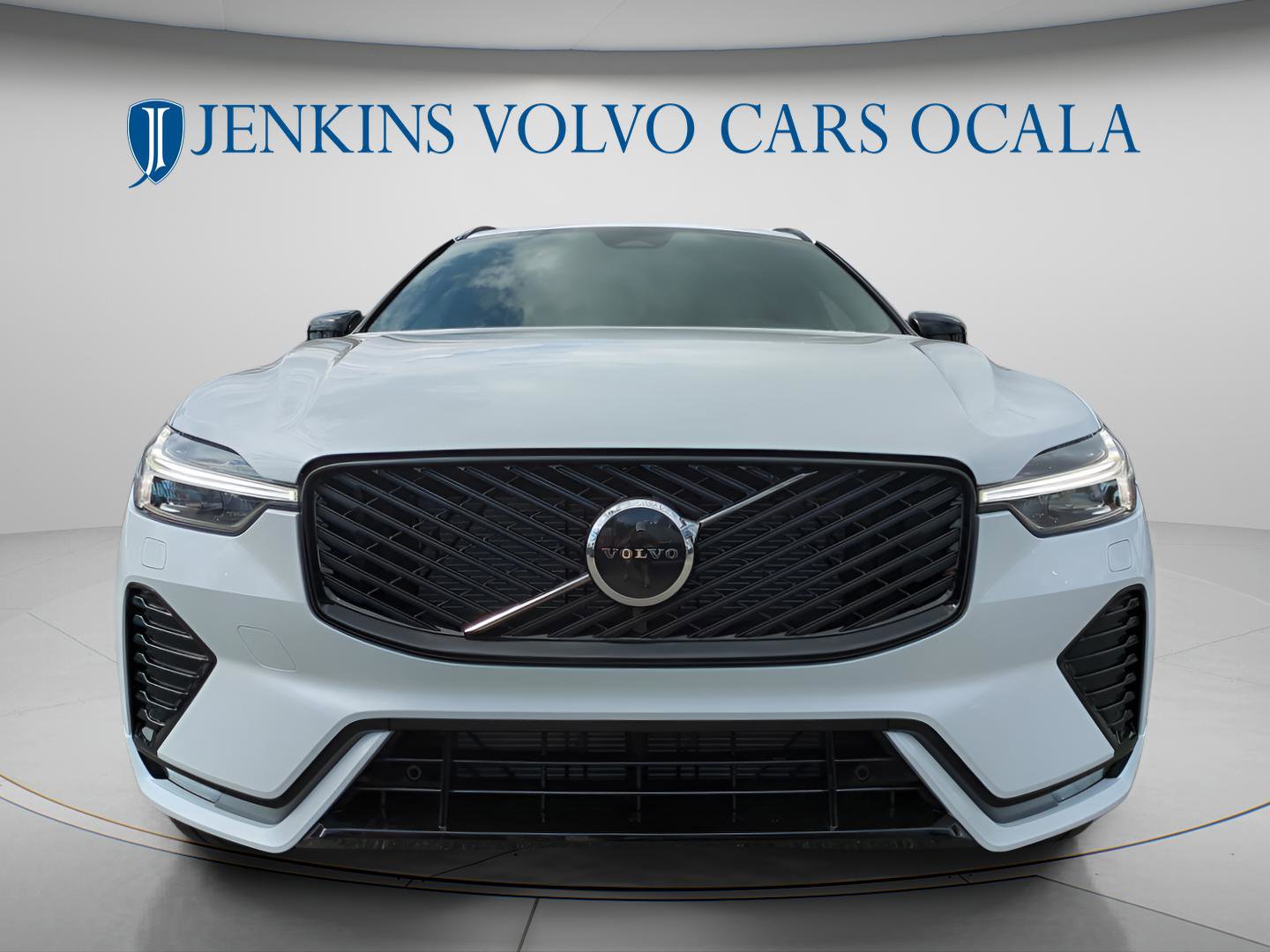 New 2026 Volvo XC60 B5 Core w/ Climate Package image 11