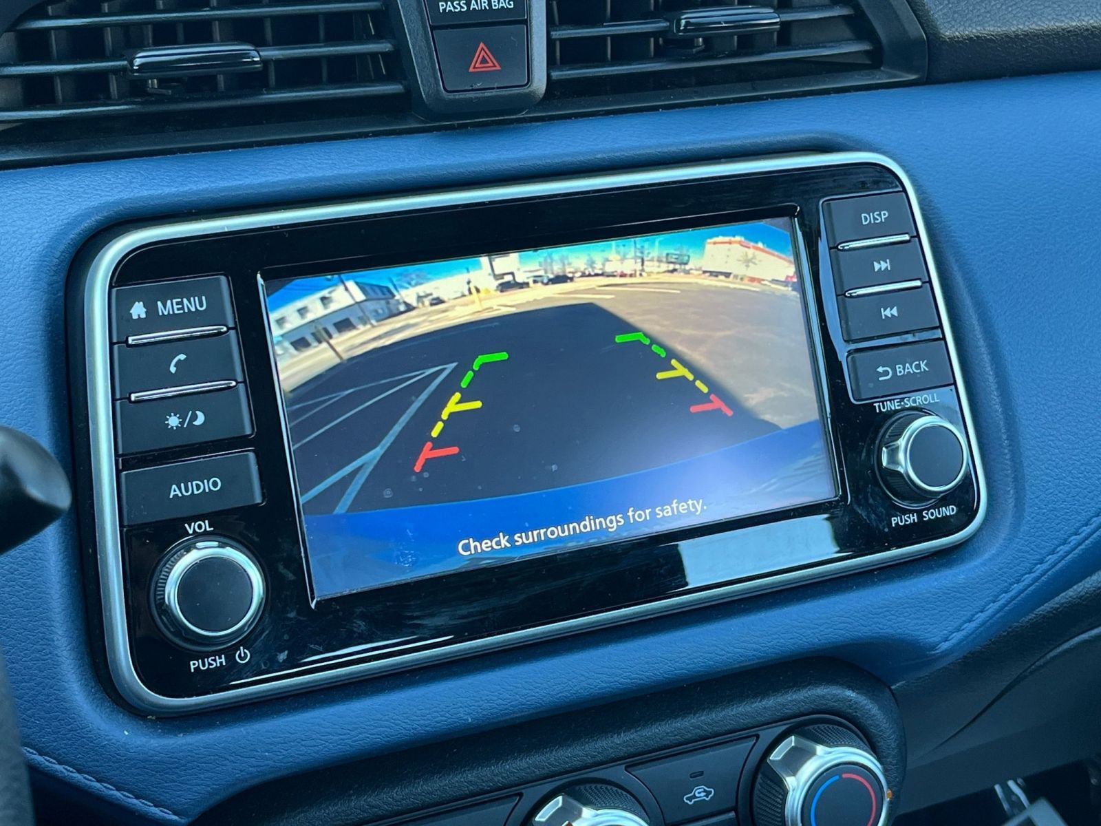 Used 2025 Nissan Versa SV image 21