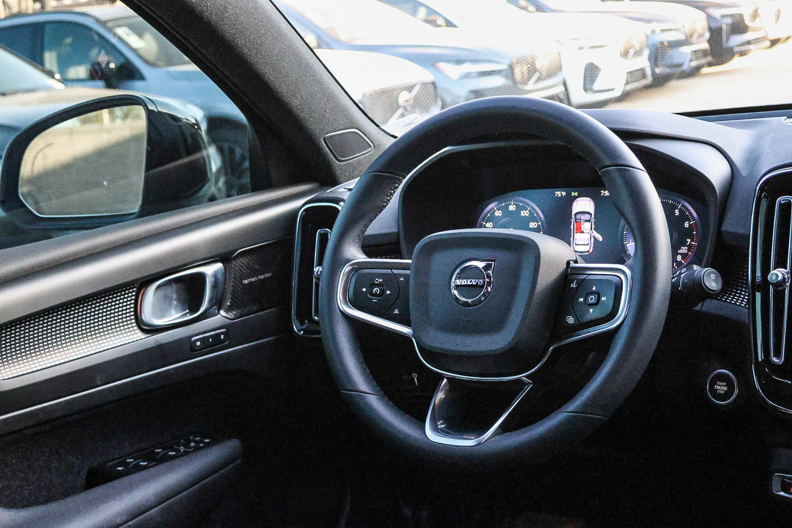 Used 2022 Volvo XC40 T4 R-Design w/ Advanced Package FWD image 25