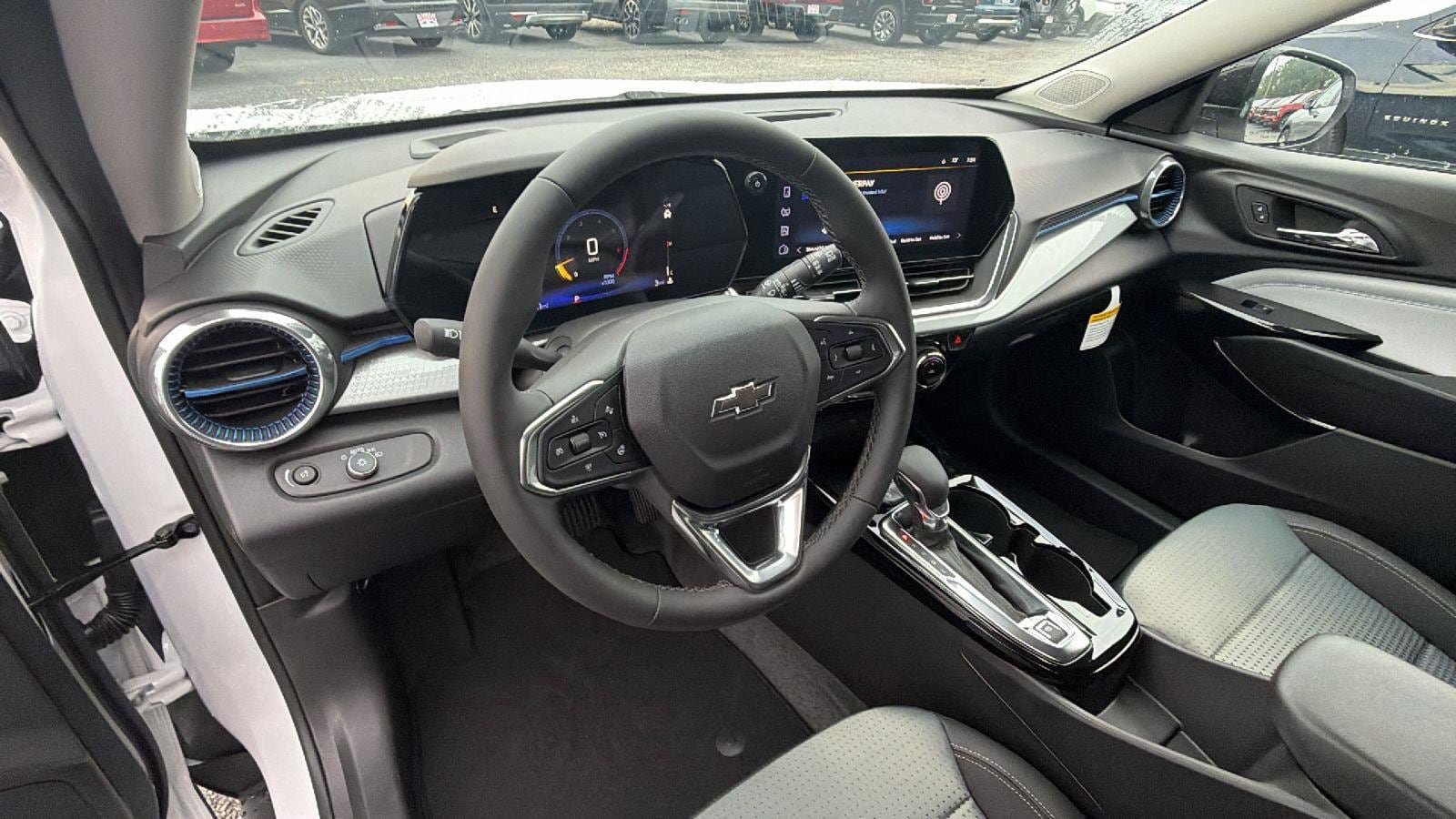 New 2026 Chevrolet Trax LT w/ Driver Confidence Package FWD image 20