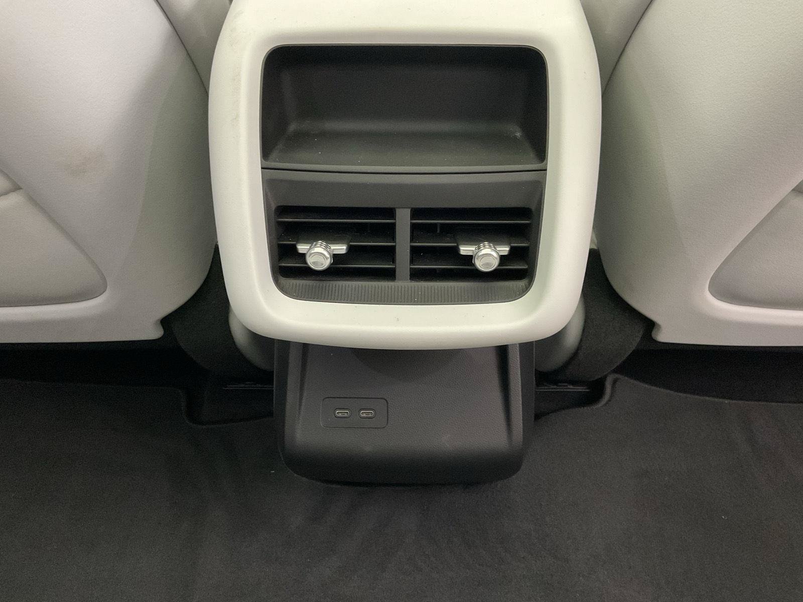 Used 2024 Cadillac Lyriq Luxury w/ LPO, Floor Liner Package RWD image 30