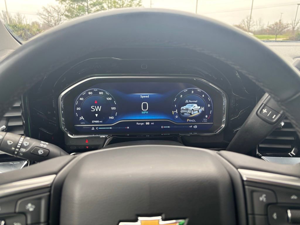 Used 2023 Chevrolet Silverado 1500 LT image 32