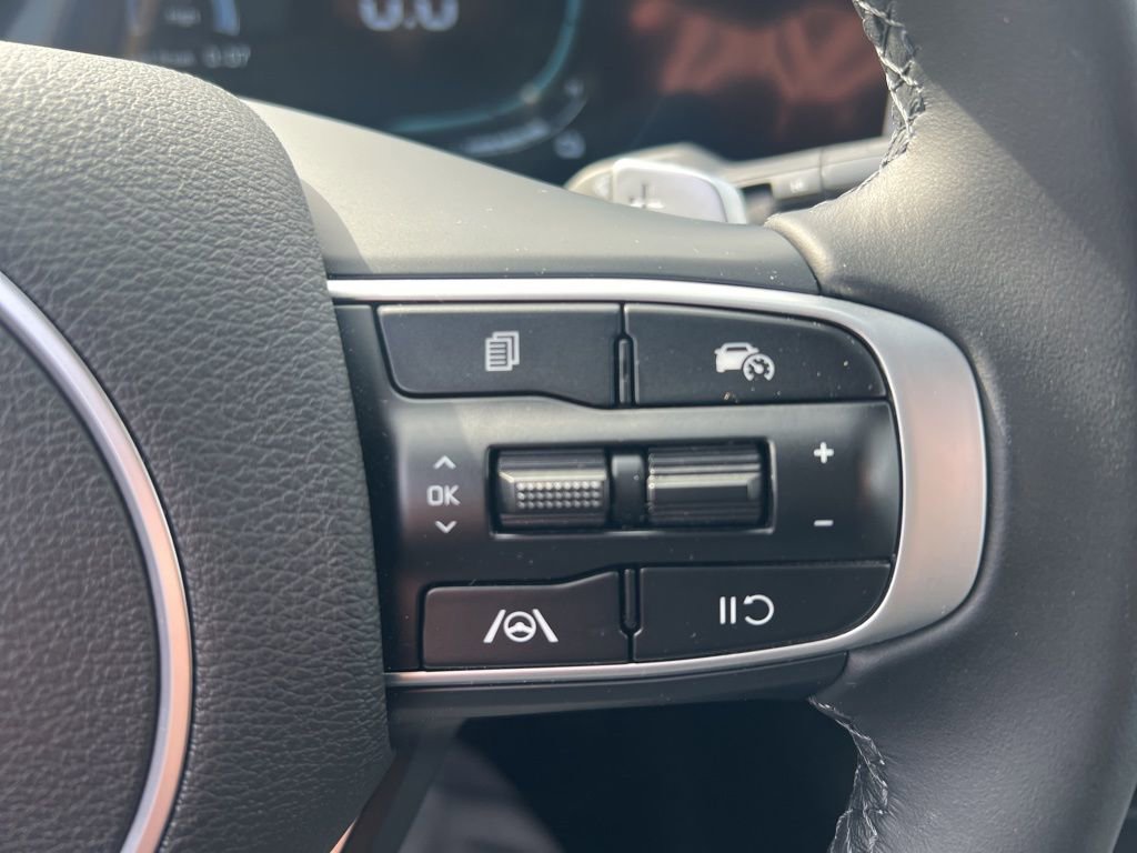 Certified 2025 Kia Sportage EX image 59