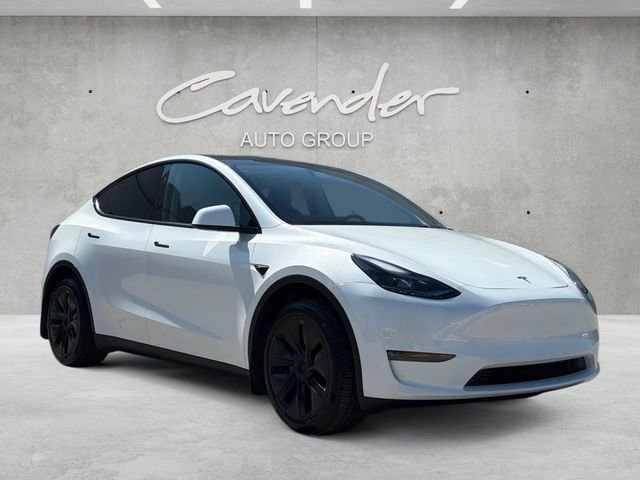 Used 2024 Tesla Model Y Long Range image 2