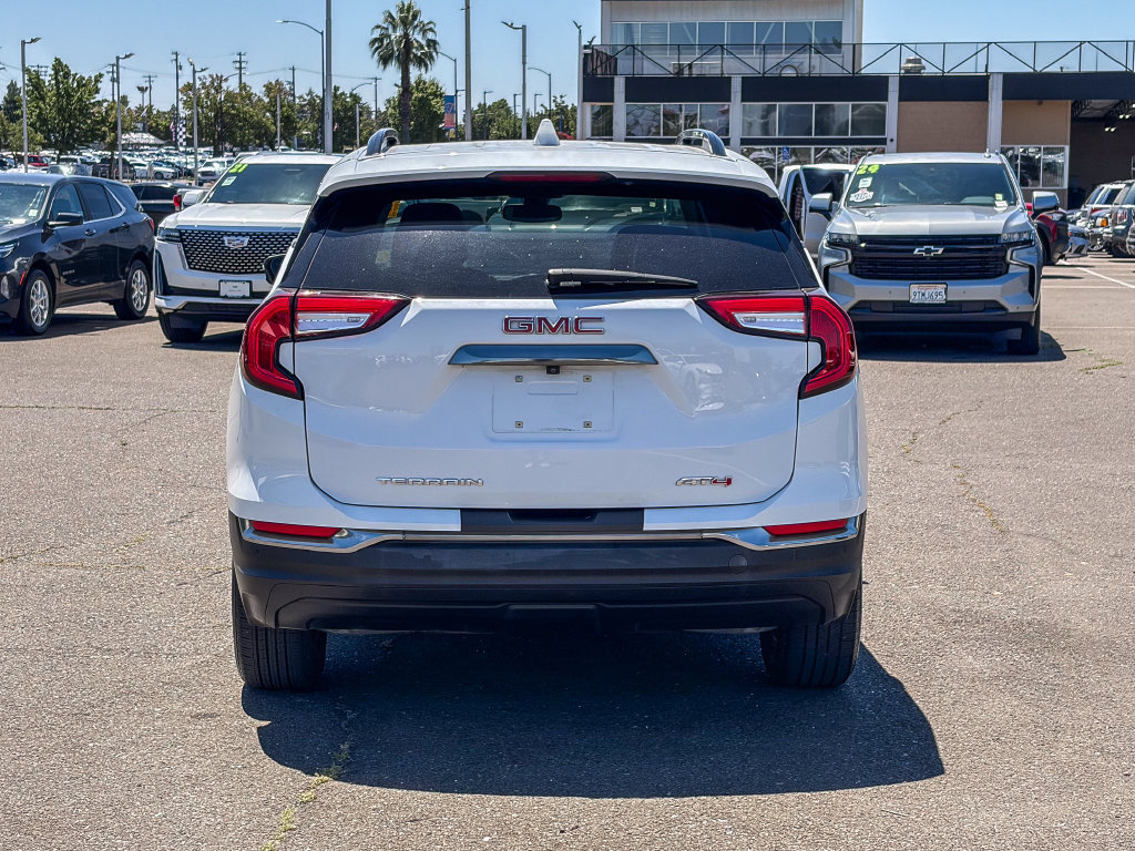 Used 2023 GMC Terrain AT4 w/ Infotainment Package II AWD/4WD image 3