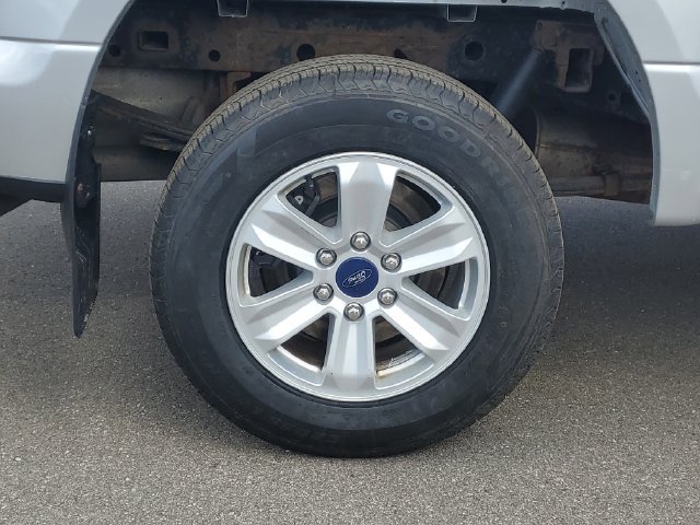 Used 2017 Ford F150 XLT w/ Trailer Tow Package AWD/4WD image 5