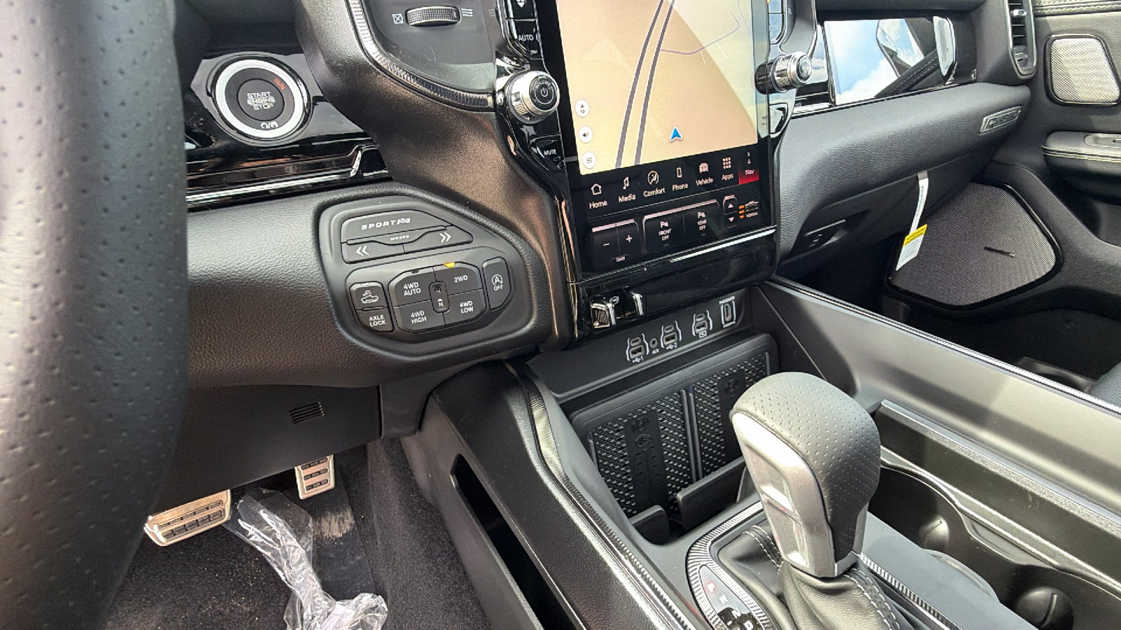 New 2026 RAM 1500 Rebel image 28