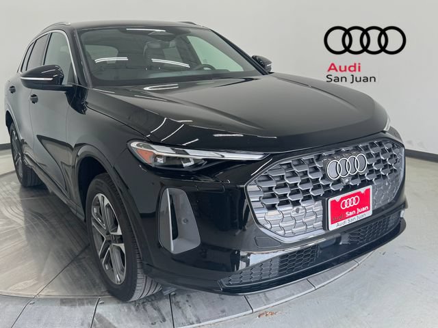 Used 2025 Audi Q5 Premium w/ Convenience Package