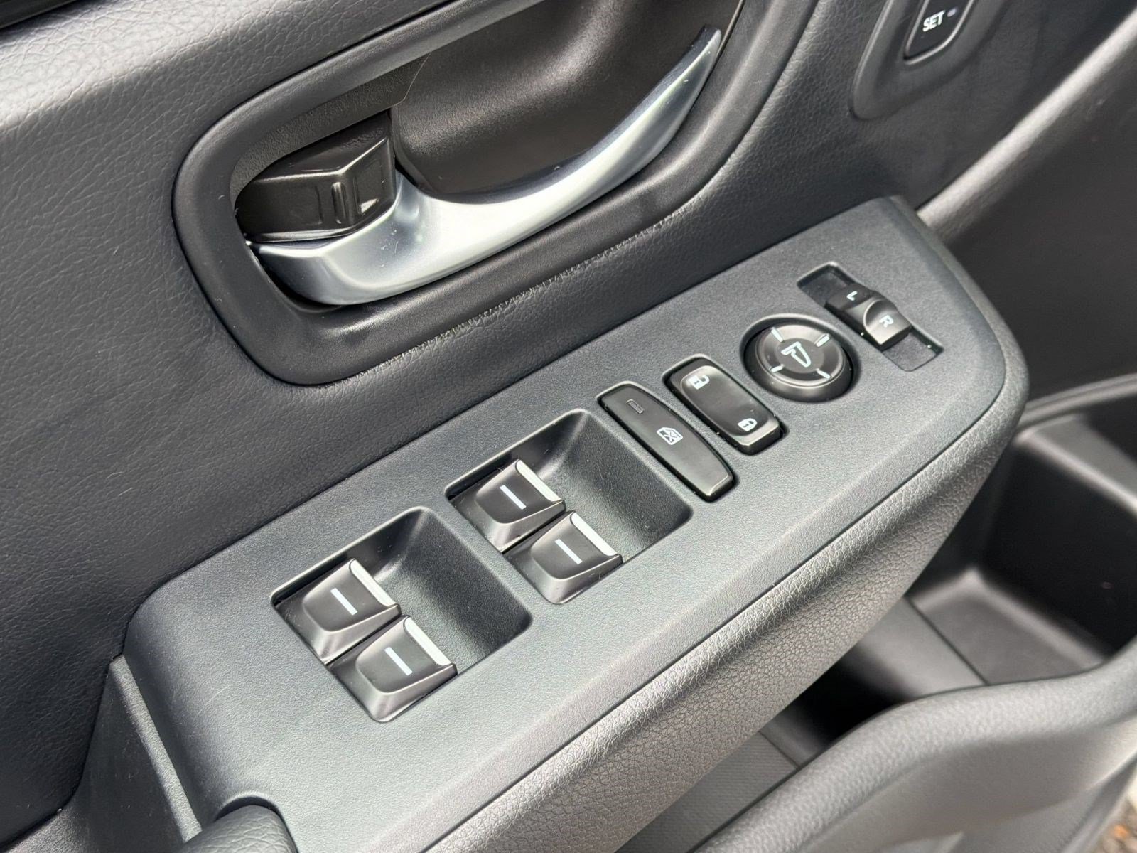 Used 2024 Honda Pilot EX-L image 19