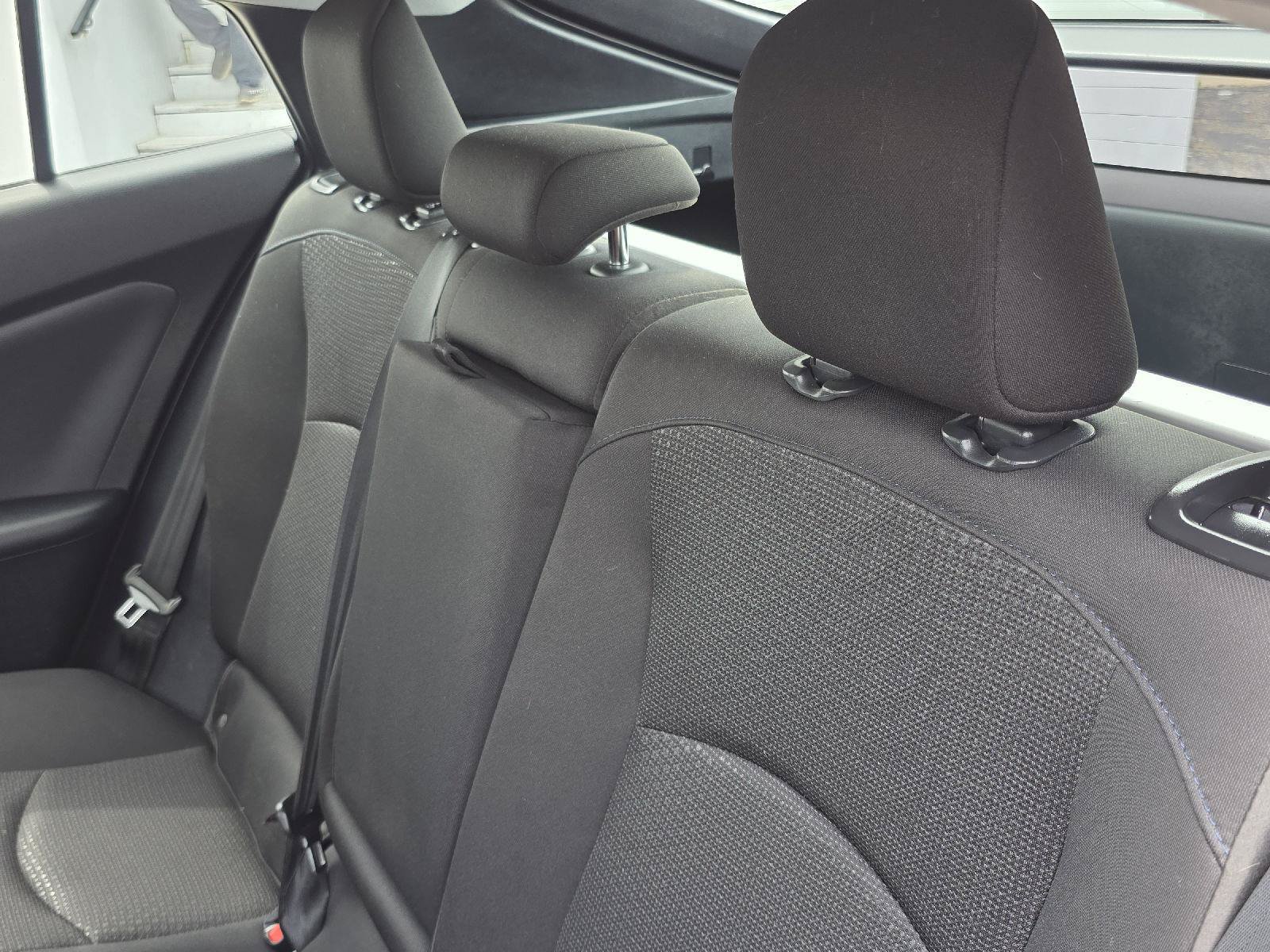 Used 2019 Toyota Prius LE FWD image 31