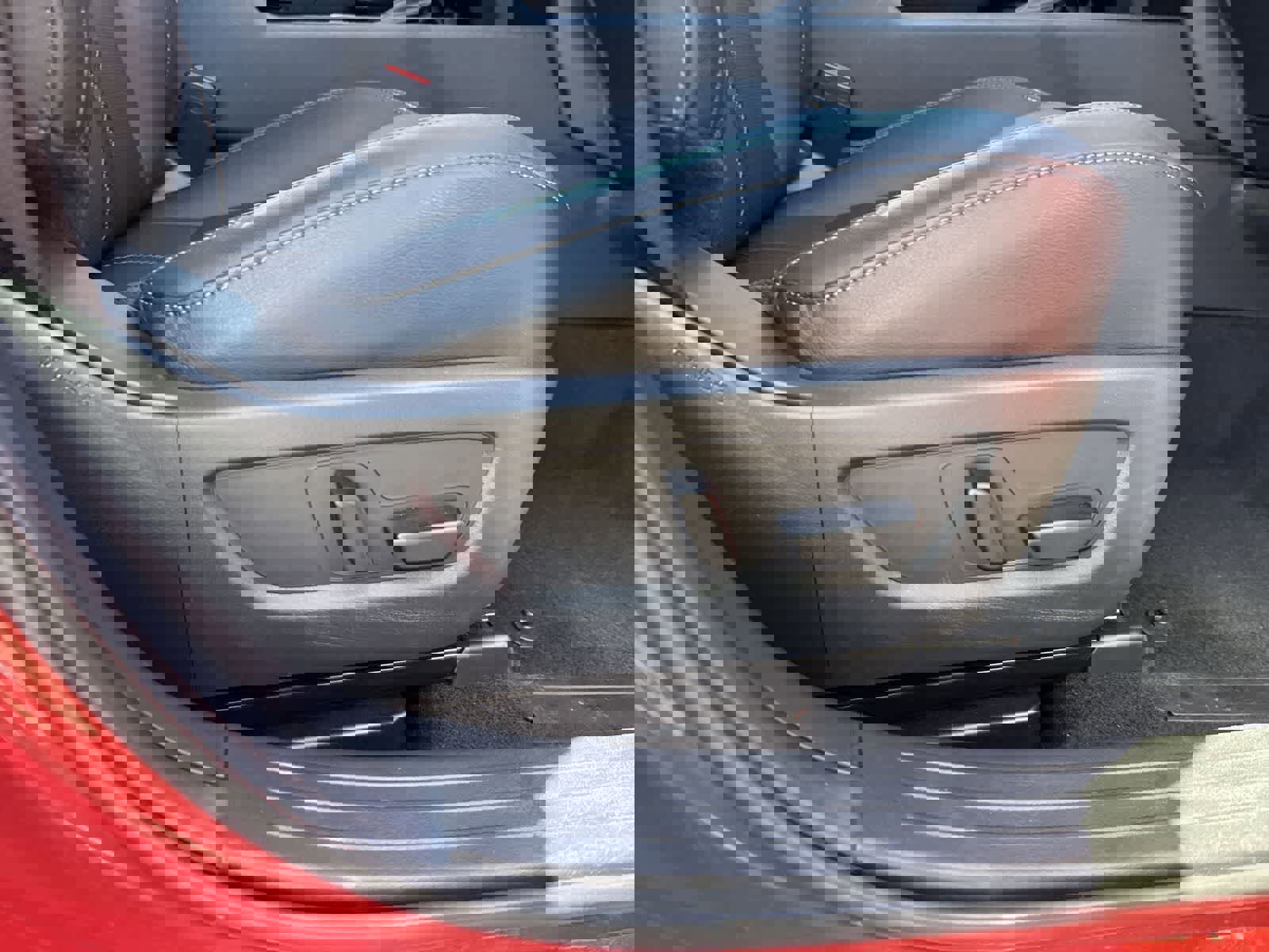 Used 2025 MAZDA CX-50 2.5 Hybrid w/ Premium Plus Pkg image 12