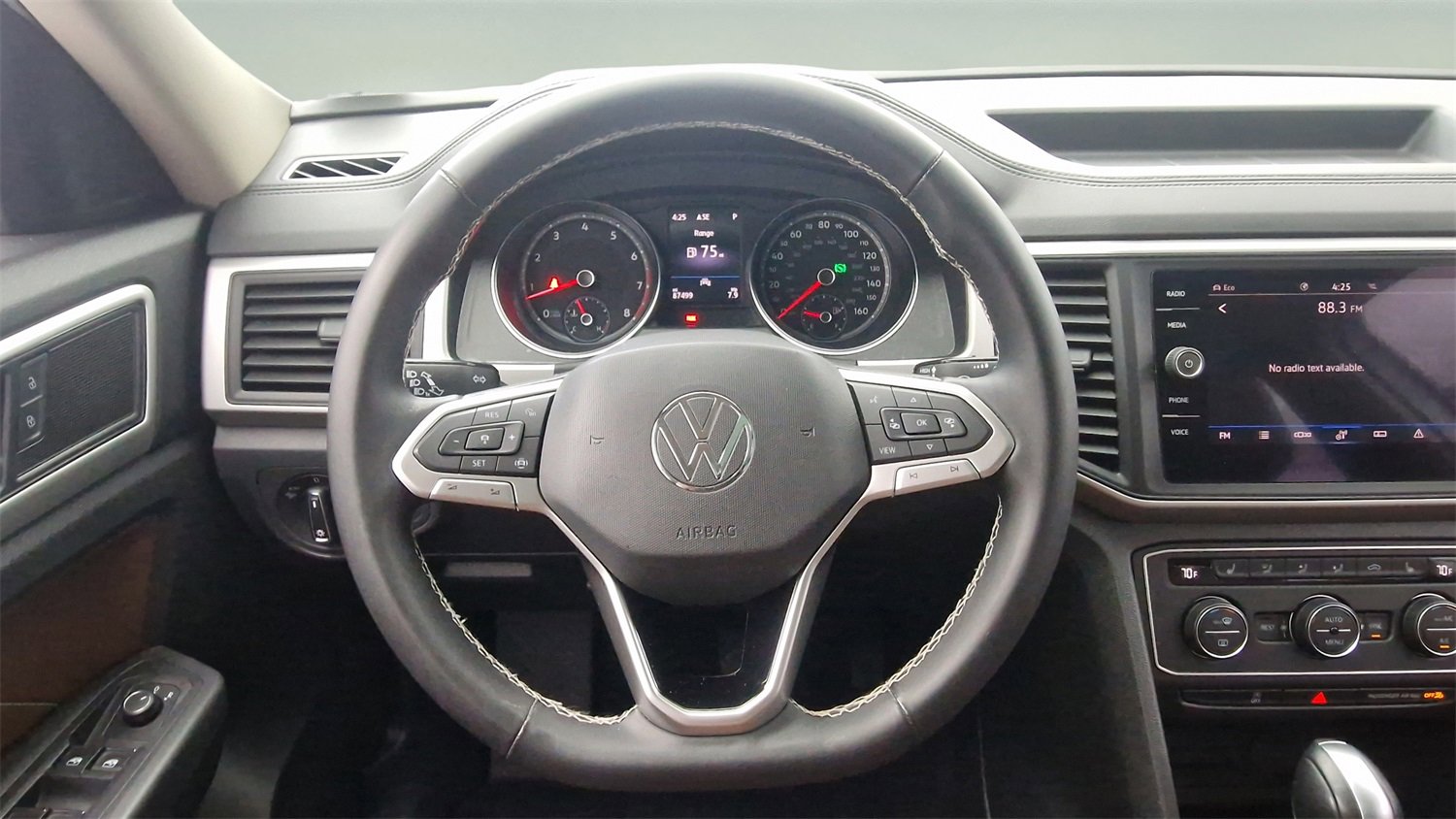 Used 2021 Volkswagen Atlas SE w/ Panoramic Sunroof Package image 10