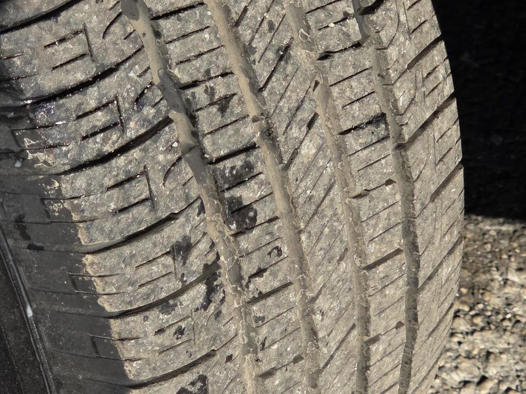 Used 2020 GMC Acadia SLT image 13